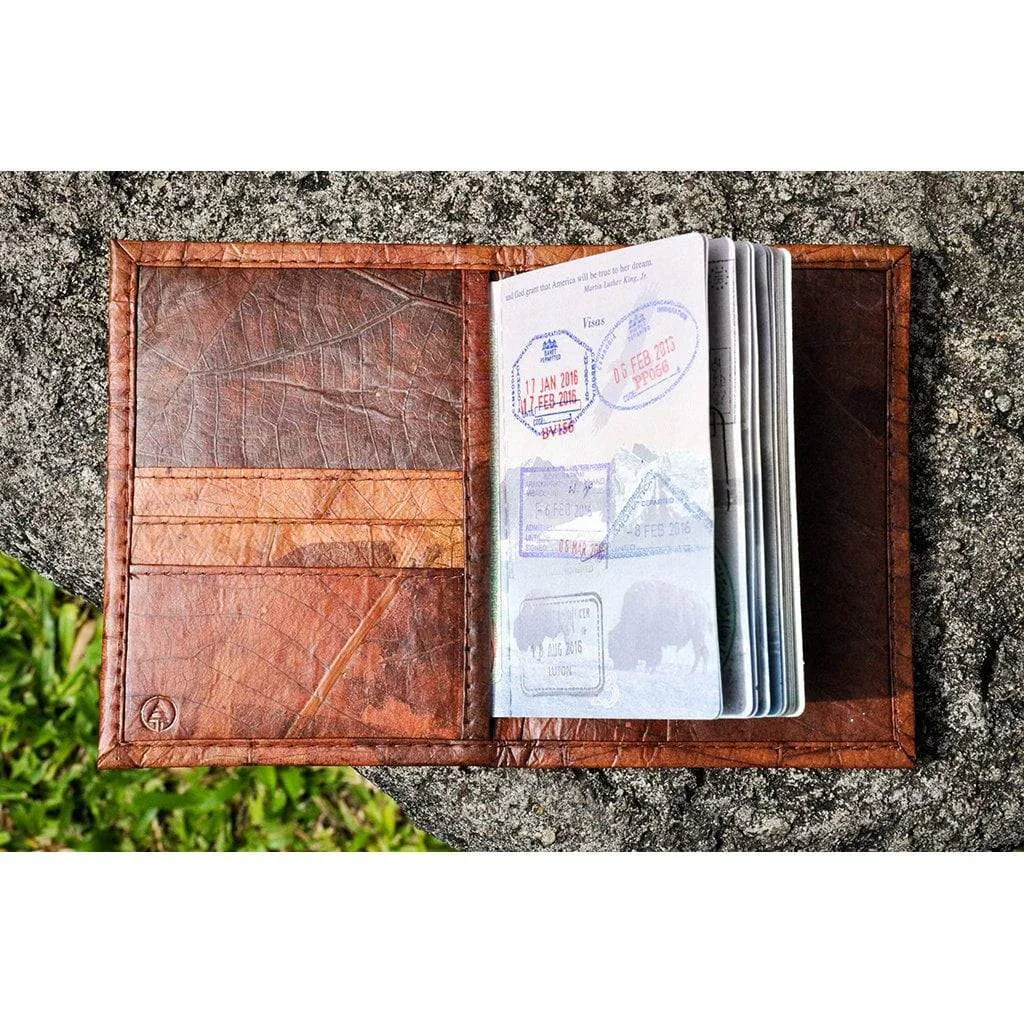 Leaf Leather Travel Wallet - Brown