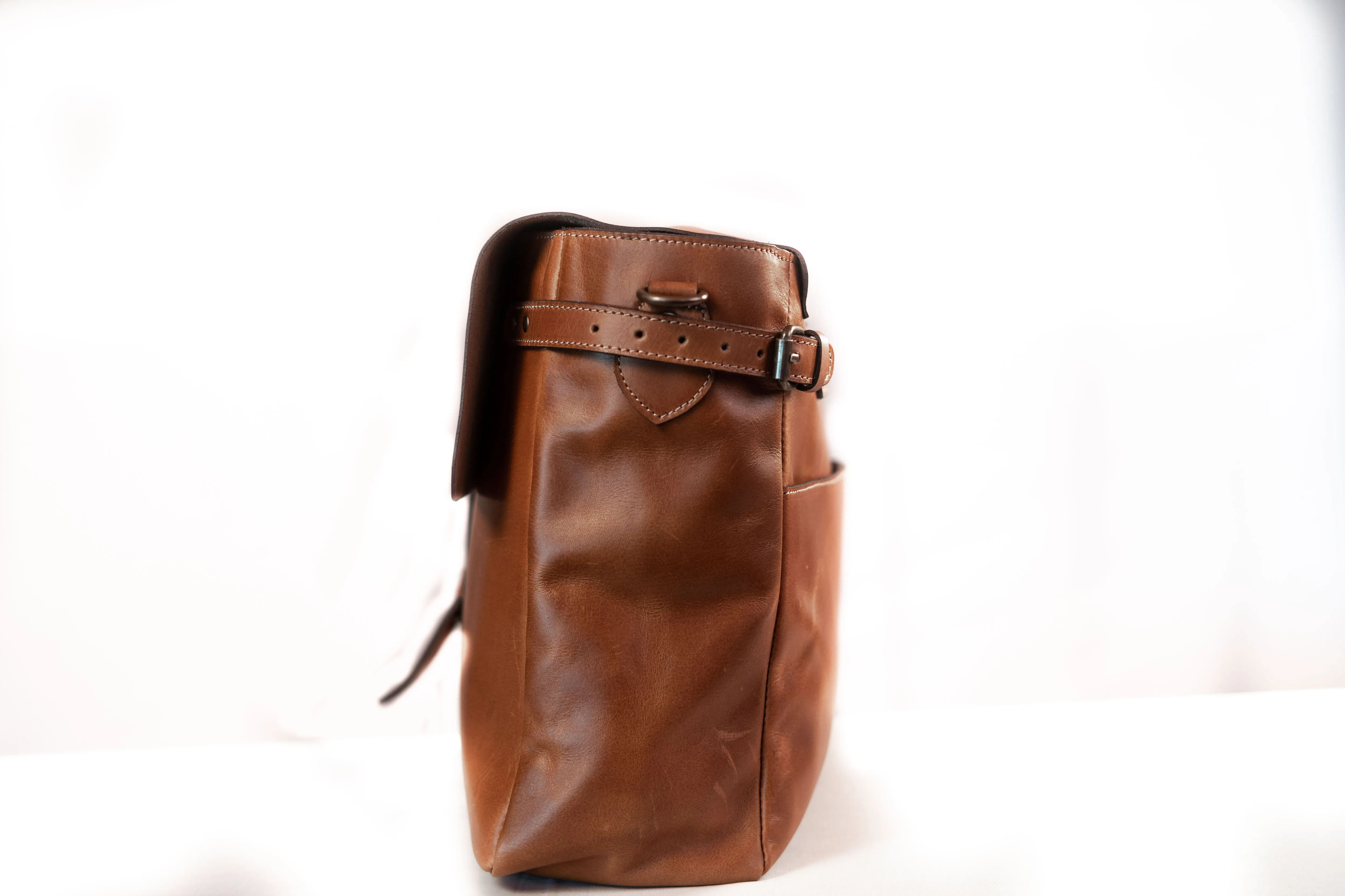 Leather Messenger Briefcase Bag