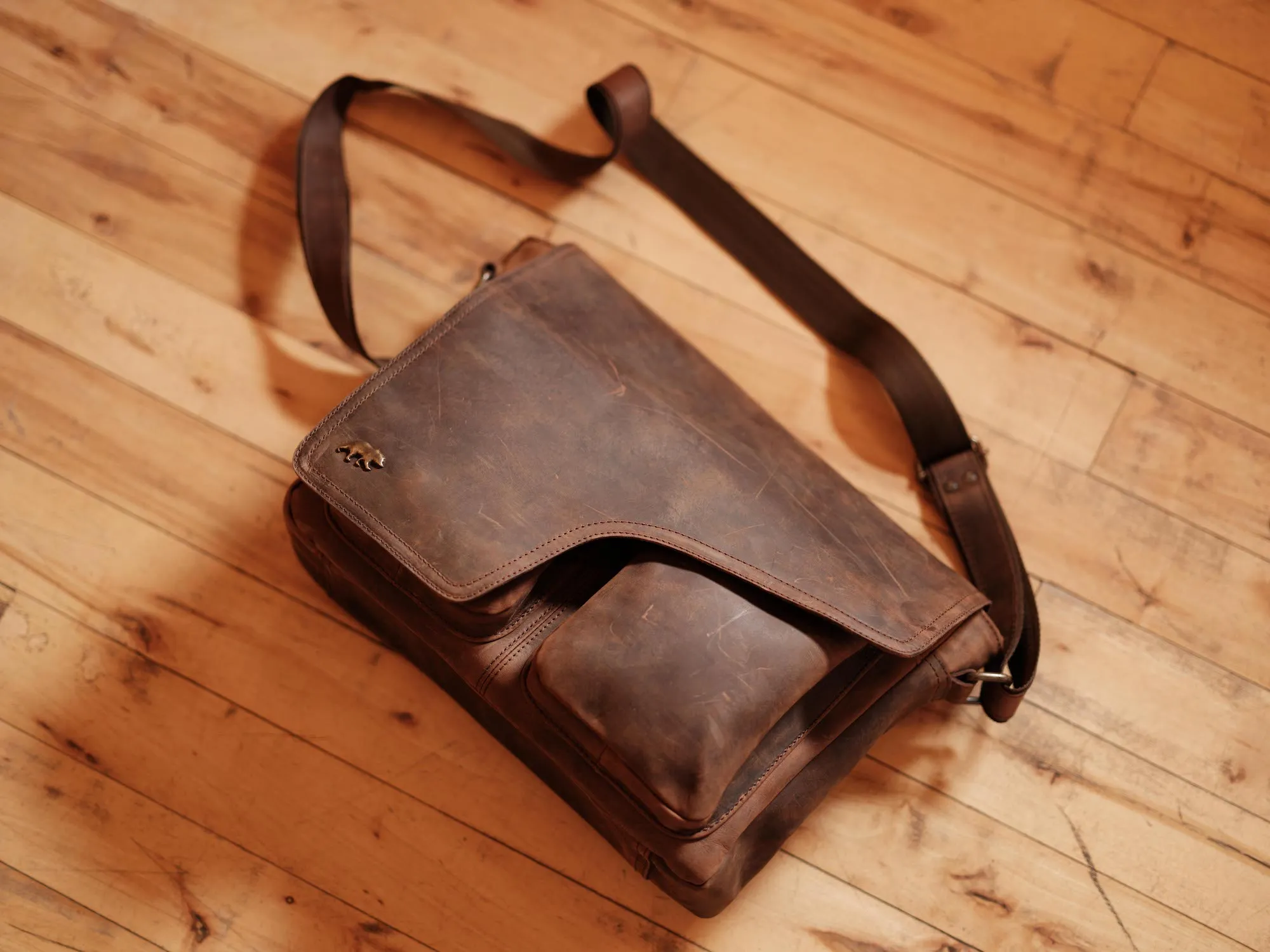 LIMITED EDITION - Yukon Leather Messenger